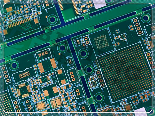 HDI PCB hybride 8 couches 1,5 mm sur les matériaux RO4003C et S10002M