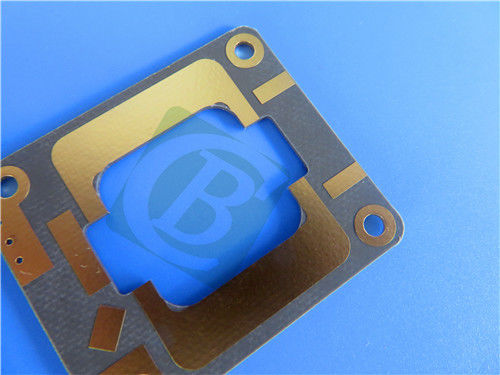 Circuit imprimé 2 couches avec substrats RT duroid 6202, épaisseur 0,127 mm