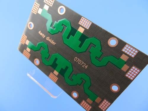 Le double de DK2.65 PTFE a dégrossi avec OSP et masque vert pour la carte élevée de Frequancy de combinateurs